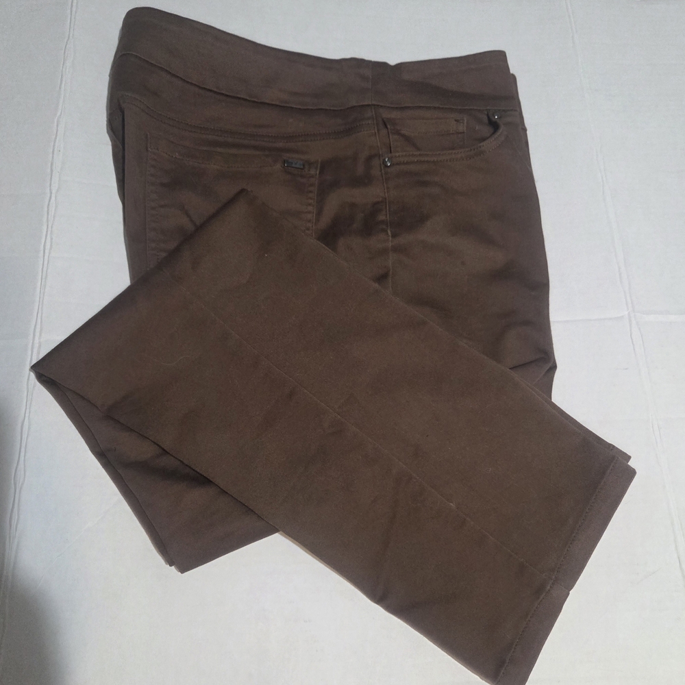 UP! Size 16 Brown Straight-Leg Cotton-Poly Blend Pull-on Dress Pants